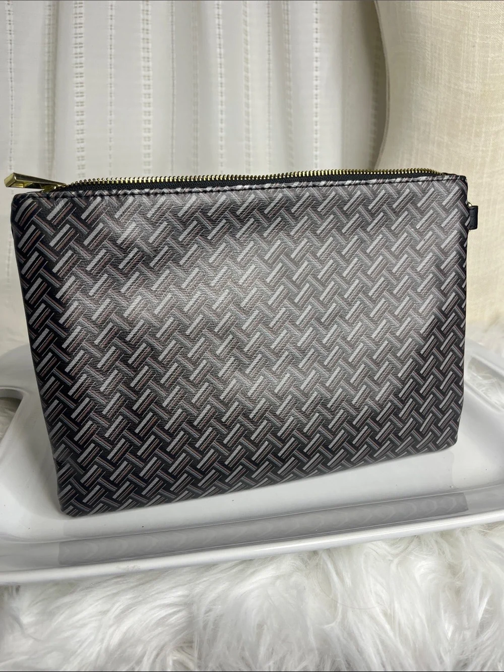 Woven Pattern Zip Pouch Clutch in Black and Brown